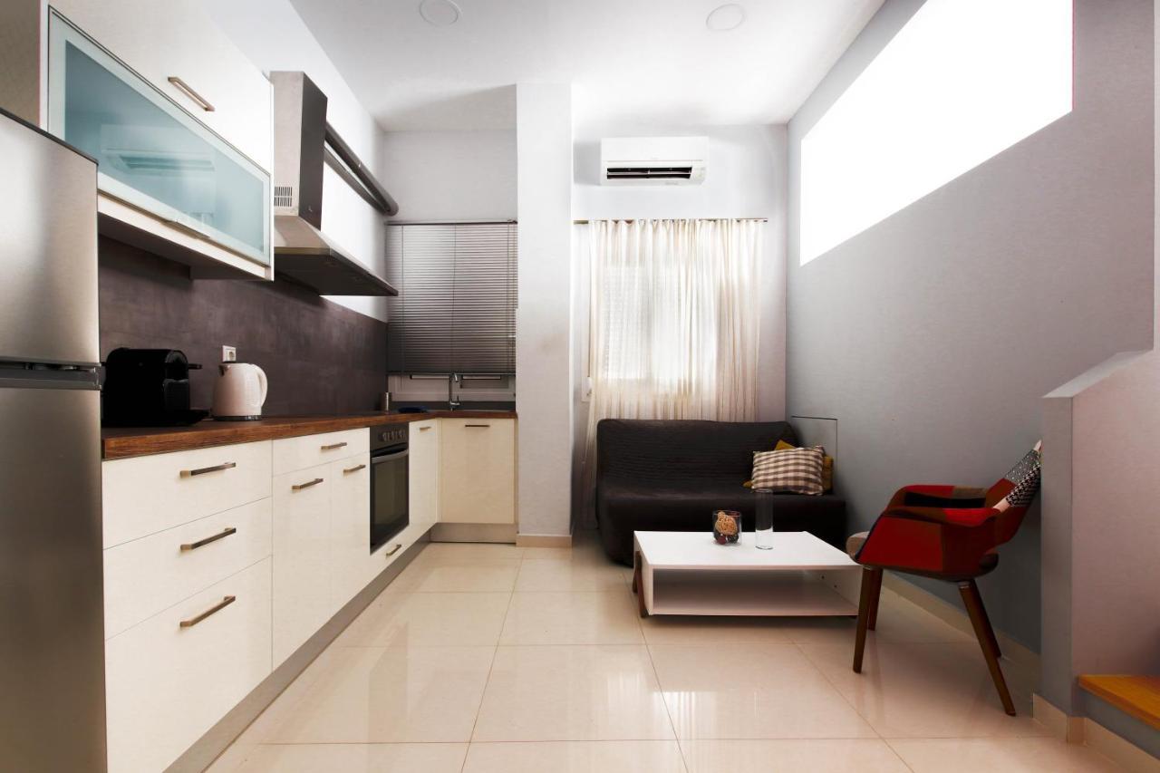 Twin Lofts Ταξιαρχών, A Kalamatastay Property Exterior foto